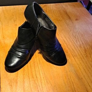 Leather black ankle boots